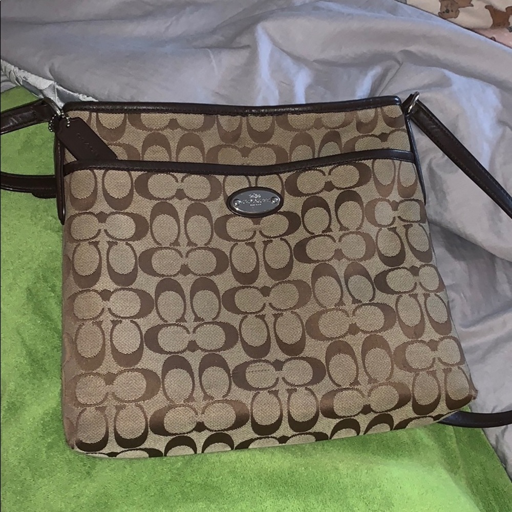 Crossbody coach bag